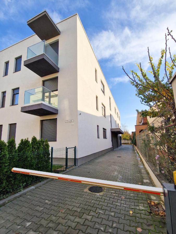 Mirvana Apartments Legacy Residence Timisoara Ngoại thất bức ảnh