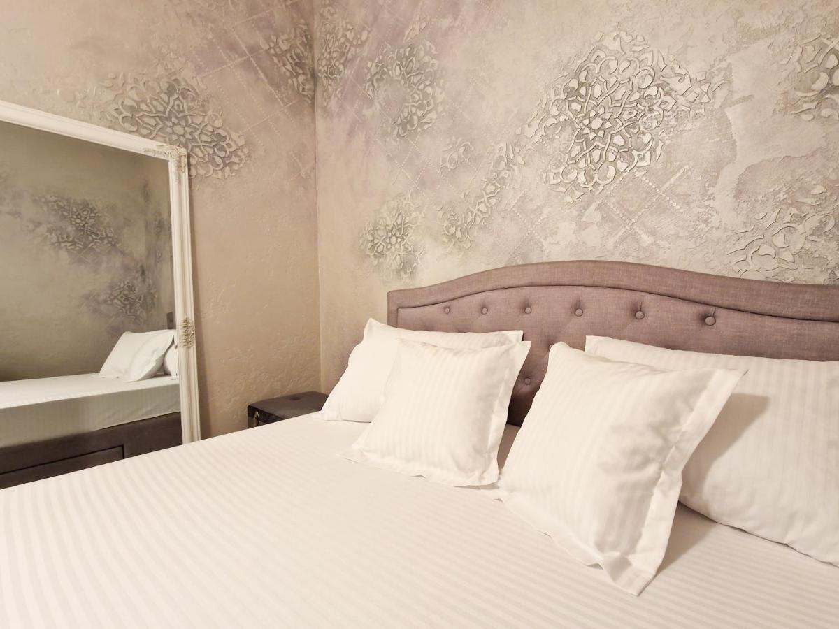 Mirvana Apartments Legacy Residence Timisoara Ngoại thất bức ảnh