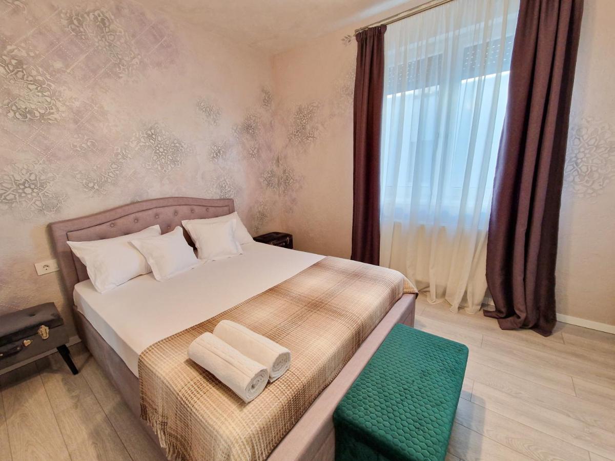 Mirvana Apartments Legacy Residence Timisoara Ngoại thất bức ảnh